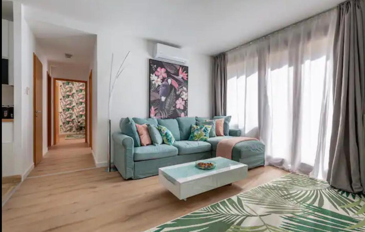 Kazinczy #freeparking Apartman Budapest